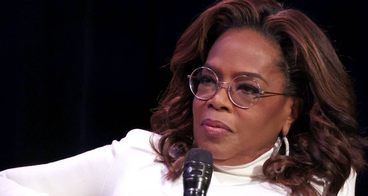 La réponse brutalement honnête d&rsquo;Oprah Winfrey aux affirmations selon lesquelles elle marchait comme une « 90 ans » lors de sa comparution à PFW