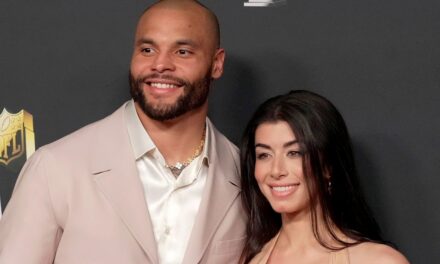 L&rsquo;ex-fiancé de la star de la NFL, Dak Prescott, remet les pendules à l&rsquo;heure après avoir annulé son mariage