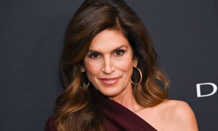 La règle alimentaire non négociable de Cindy Crawford qui la maintient en forme à 60 ans