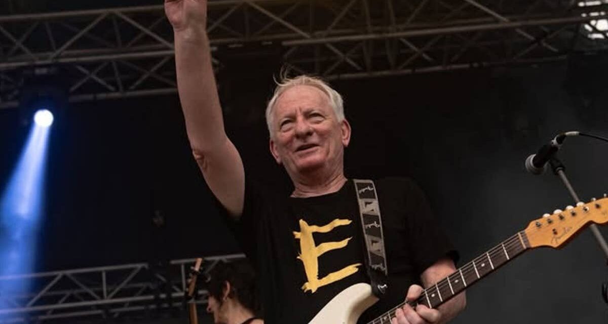 Le rockeur des années 80 Bernie Lynch est mort à 72 ans après une longue bataille contre le cancer