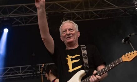 Le rockeur des années 80 Bernie Lynch est mort à 72 ans après une longue bataille contre le cancer