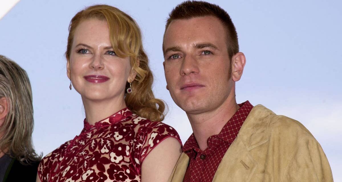 Nicole Kidman et Ewan McGregor se mettent à chanter alors qu&rsquo;ils se retrouvent aux Oscars pour Moulin Rouge ! anniversaire