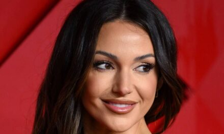 Michelle Keegan ressemble à une déesse après sa transformation en cheveux de sirène – et hommage au bébé Palma