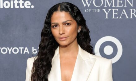 Camila Alves McConaughey jumelle avec sa fille de 16 ans pour une rare apparition sur le tapis rouge