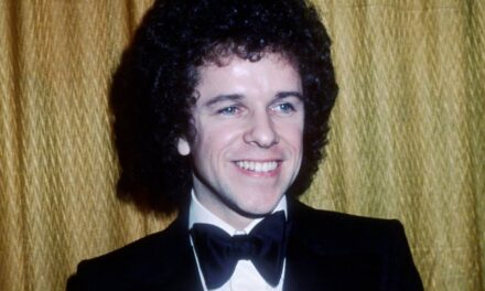 Qu&rsquo;est-il arrivé à Leo Sayer, figure en tête des charts des années 70, près de 50 ans après son succès numéro un ?