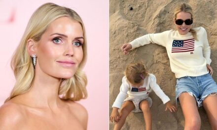 Athena, 2 ans, la fille de Lady Kitty Spencer, est une mini Raiponce avec des tresses blondes platine