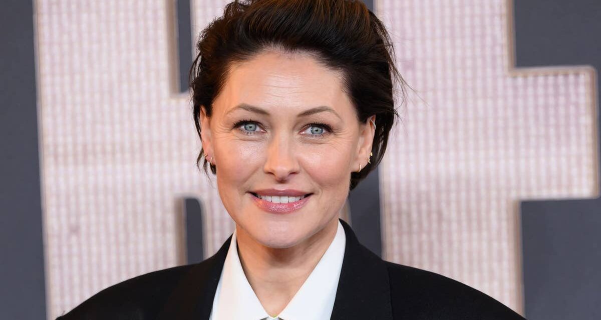 Emma Willis partage l&rsquo;entraînement derrière son physique solide à 50 ans