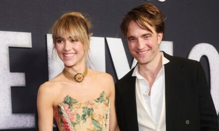 Suki Waterhouse partage une rare mise à jour sur sa famille alors que sa fille avec Robert Pattinson fête ses 2 ans