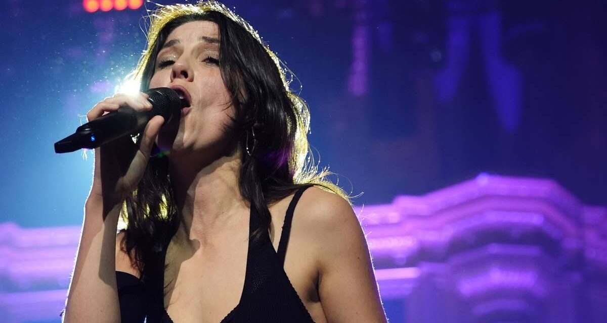 Wolf Alice embrasse son côté le plus doux lors d&rsquo;un concert émouvant pour Teenage Cancer Trust au Royal Albert Hall