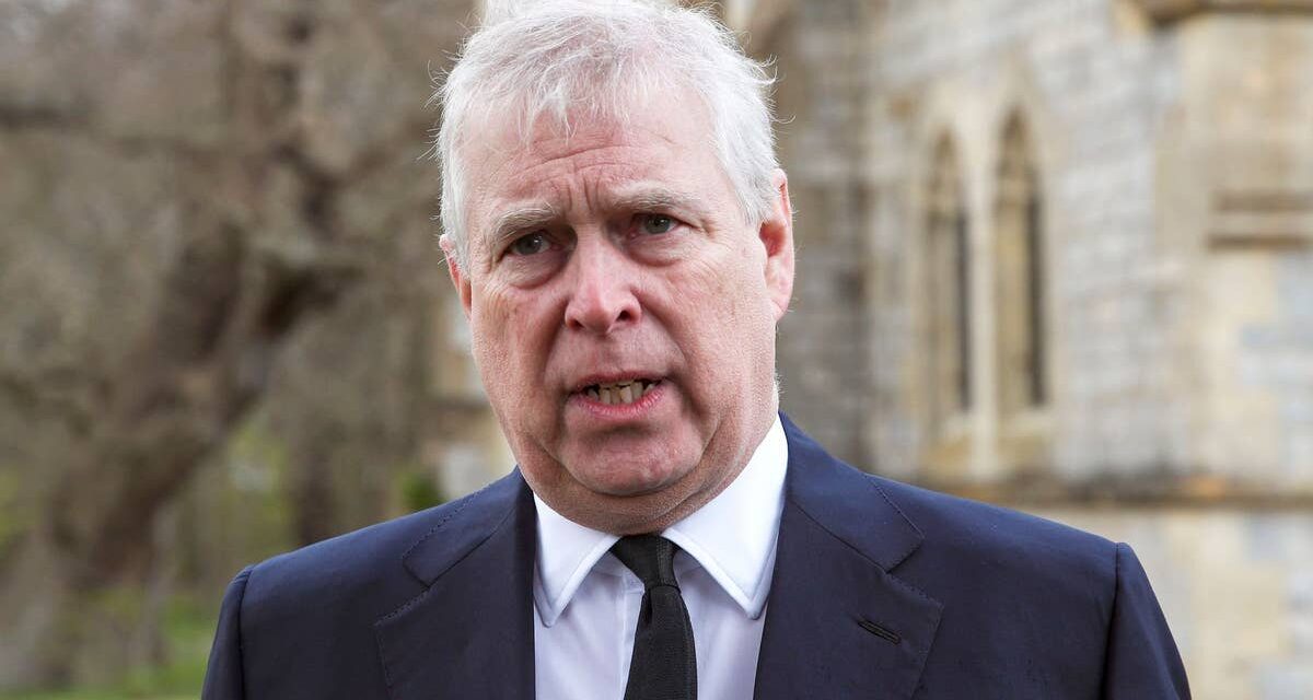 La double couche de protection d&rsquo;Andrew Mountbatten-Windsor dans la nouvelle maison Marsh Farm en photo