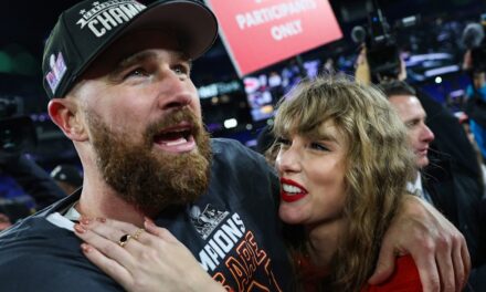 Travis Kelce donne un coup de pouce majeur aux Chiefs dans la dernière mise à jour de carrière