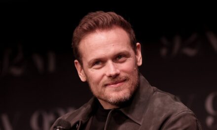 Sam Heughan se dit « épuisé » alors qu&rsquo;il parle de la fin « émotionnelle » d&rsquo;Outlander