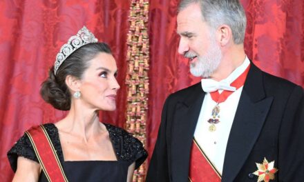 Famille royale EN DIRECT : la reine Letizia et le roi Felipe rencontrent le pape et plus encore