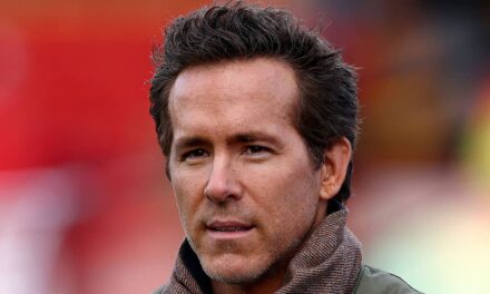 Le thriller policier peu connu de Ryan Reynolds de 2014 qui, de manière inattendue, a dominé les charts cinématographiques 12 ans plus tard