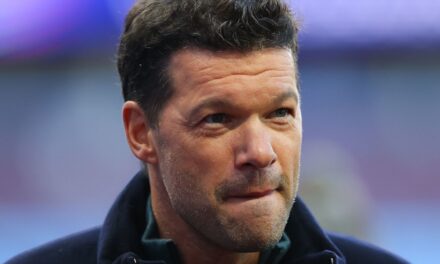 Le footballeur Michael Ballack brise son silence en larmes, 5 ans après la mort de son fils Emilio