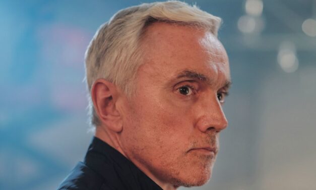 Les téléspectateurs saluent le thriller de la BBC The Capture comme « meilleure émission télévisée » après un retour « sensationnel »