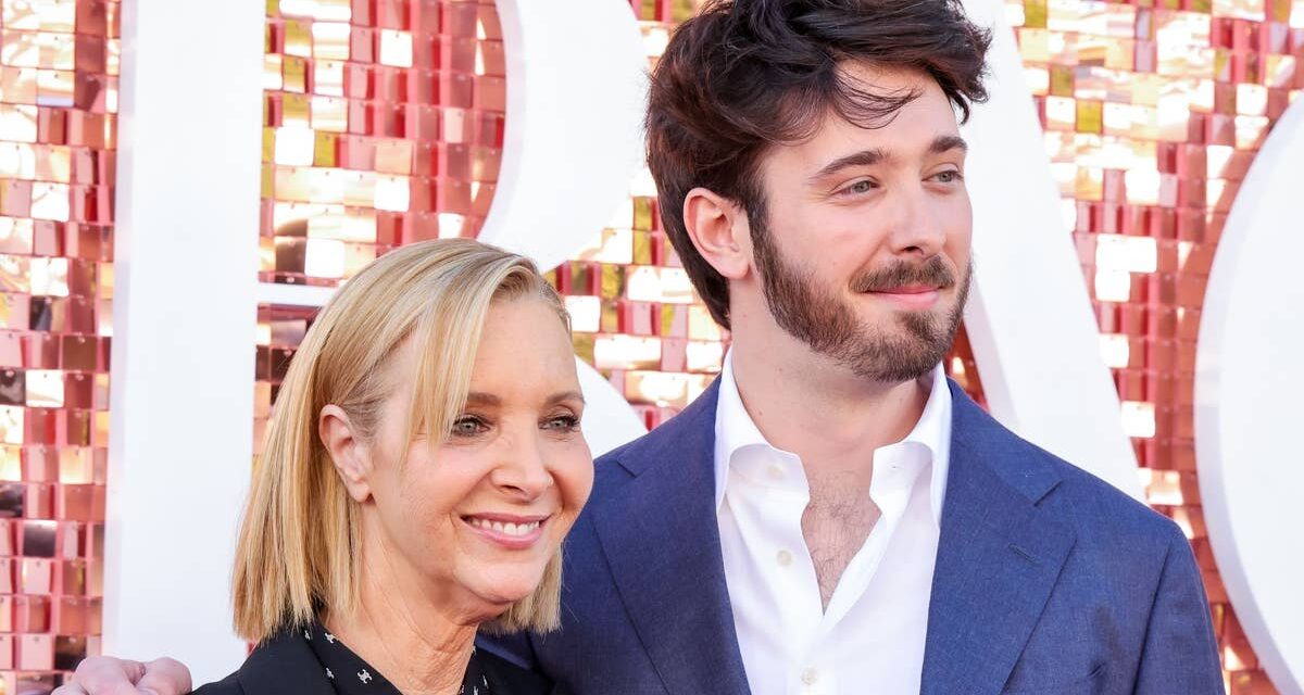 Lisa Kudrow révèle le moment où elle s&rsquo;est sentie « culpabilisée » alors qu&rsquo;elle travaillait avec son fils l&rsquo;acteur Julian