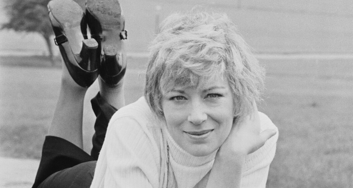 Rencontrez les 3 maris célèbres de la star de Wycliffe, Lynn Farleigh, dont la star de James Bond