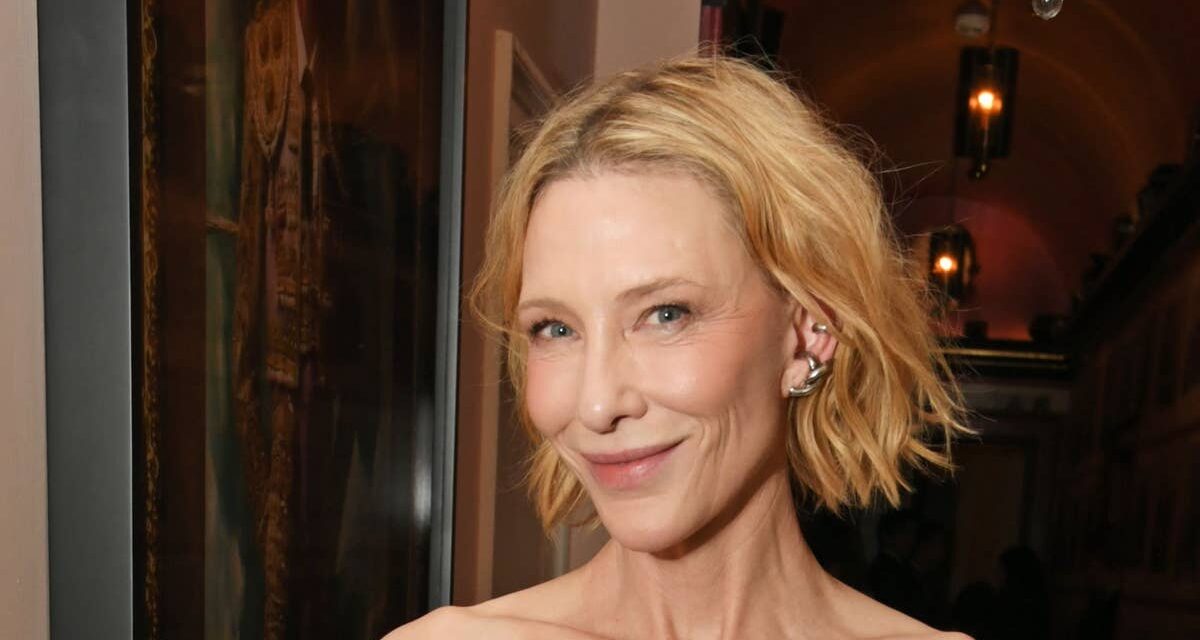 Cate Blanchett présente des bras incroyablement toniques lors d&rsquo;une soirée glamour
