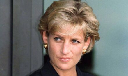 Le « magnifique » élément de 14 pieds du frère de la princesse Diana au lieu de sépulture royal au bord du lac