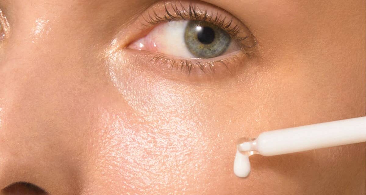 Victoria Beckham adore cette marque de soins de la peau alors j&rsquo;ai essayé le nouveau sérum anti-âge qui est moins cher qu&rsquo;un soin du visage