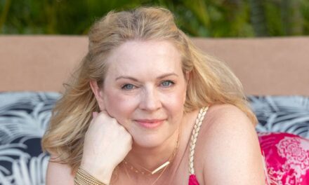 Melissa Joan Hart double sa photo de bikini non filtrée – « Pourrait supprimer plus tard »