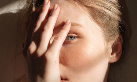 Ce soin tendance a aidé à calmer ma dermatite péri-orale