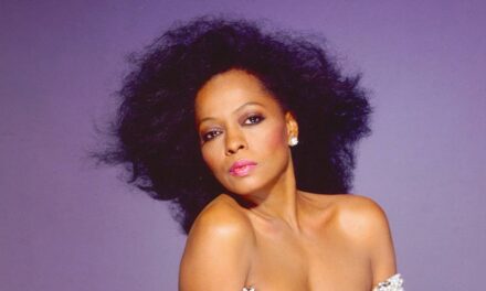 Diana Ross fête ses 82 ans : découvrez sa transformation glamour sur des photos d&rsquo;hier et d&rsquo;aujourd&rsquo;hui