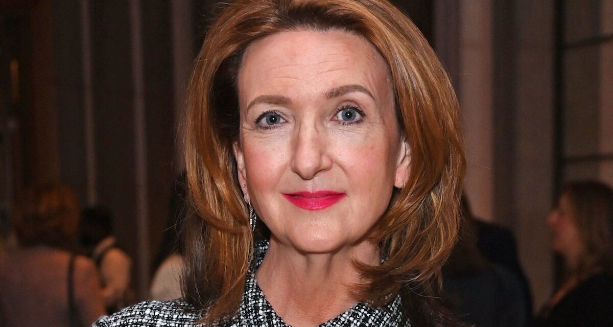 Comment Victoria Derbyshire, 57 ans, de Newsnight, maintient sa « force » – 10 ans après sa bataille contre le cancer du sein