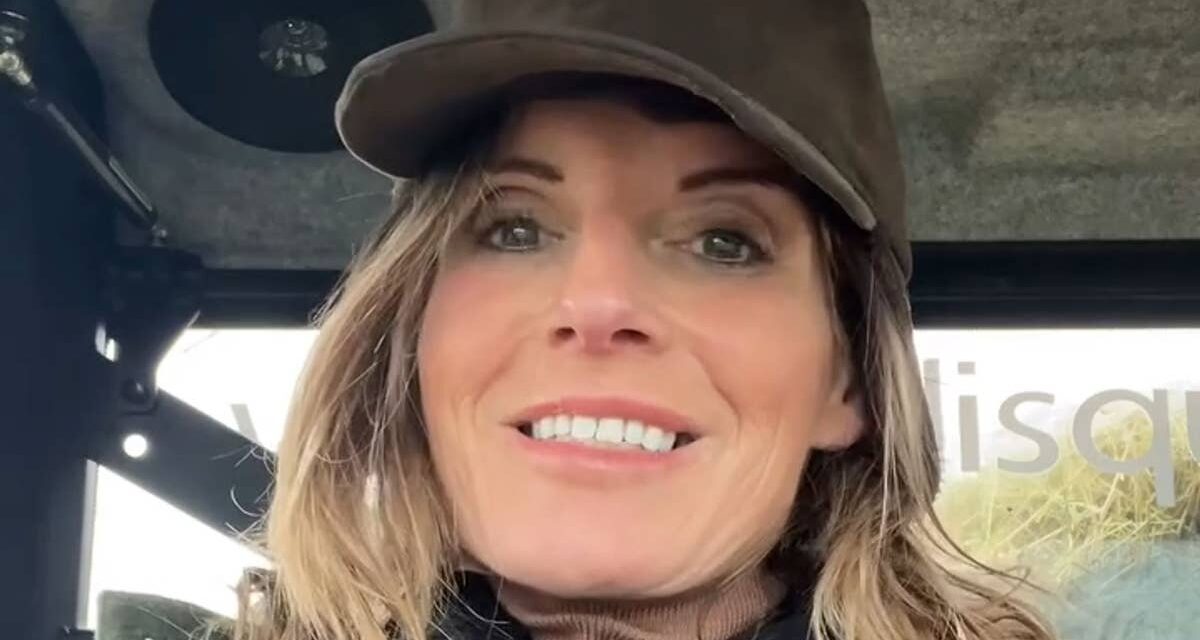 Amanda Owen inondée de soutien après l&rsquo;arrivée de Yorkshire Farm
