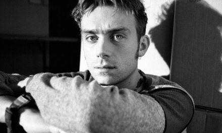 Dans la vie du leader de Blur, Damon Albarn, en dehors de la scène – y compris sa séparation d&rsquo;avec son partenaire de 25 ans