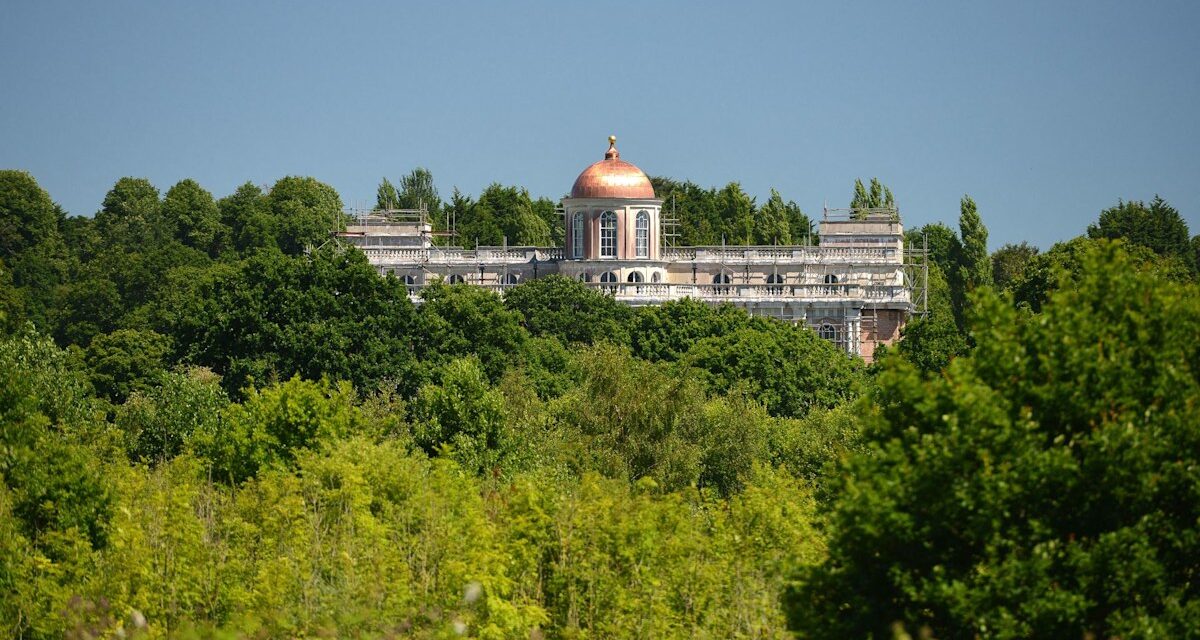 La « Maison fantôme du Sussex » britannique, d&rsquo;une valeur de 40 millions de livres sterling, où les progrès se sont arrêtés