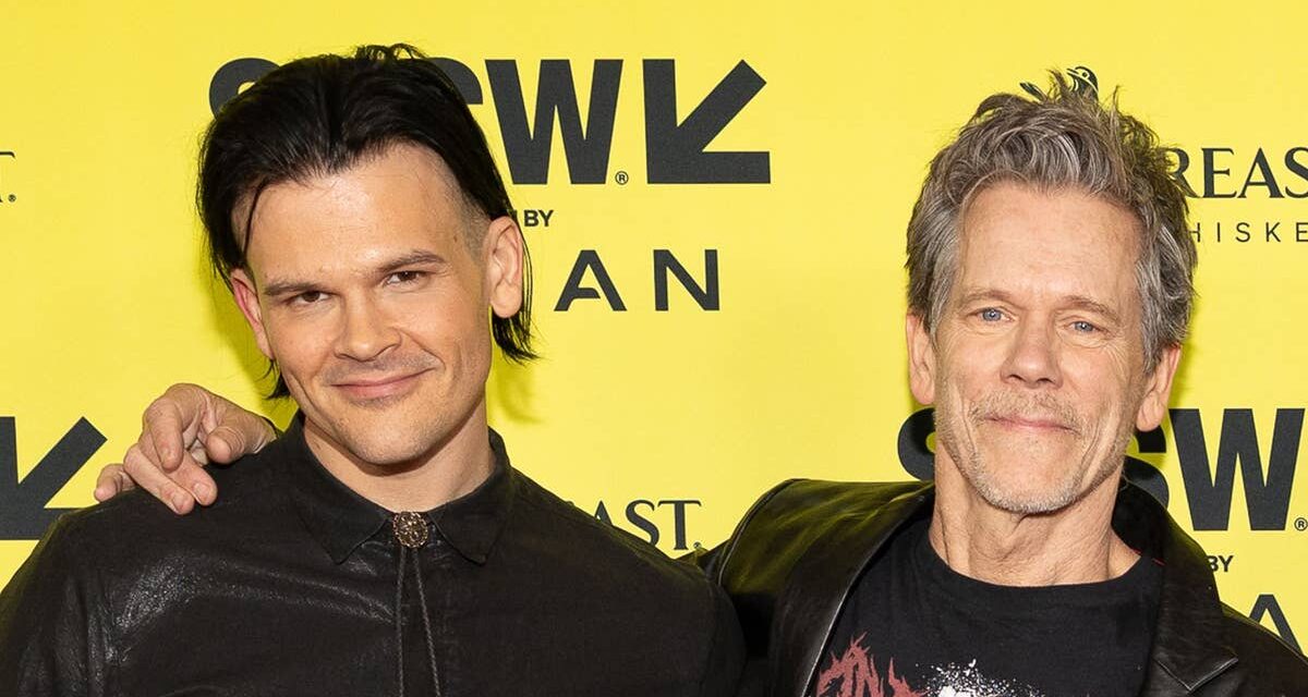 Kevin Bacon arbore des cheveux longs sur une photo découverte – et est le sosie de son fils rock star