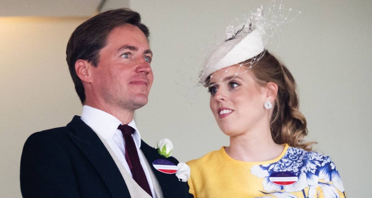 La princesse Béatrice navigue en privé avec son mari Edoardo Mapelli Mozzi au milieu d&rsquo;une crise familiale