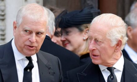 L&rsquo;ancienne maison d&rsquo;Andrew Mountbatten-Windsor où le roi Charles était gardé par la reine mère