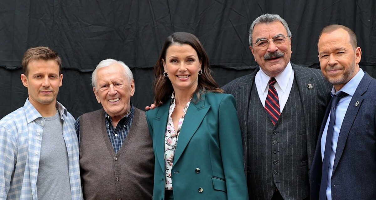 La star de Blue Bloods parle de son retour dans le spin-off Boston Blue – et du remaniement du casting