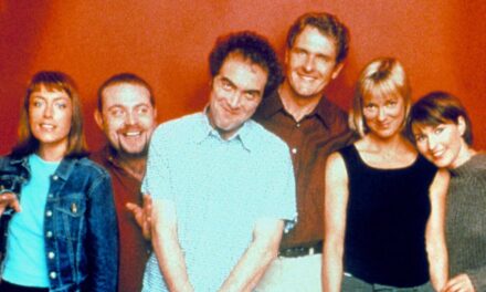 Où sont les acteurs originaux de Cold Feet près de 30 ans après la première diffusion du drame ITV ?