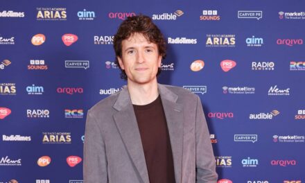 La vie privée de Greg James avec sa célèbre épouse au milieu du chagrin familial