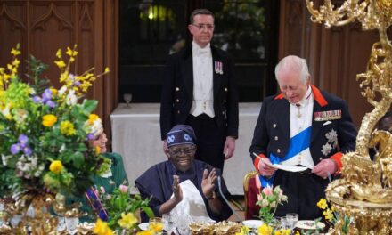 Le rédacteur royal réagit : les membres de la famille royale nous apprennent comment ils restent pertinents