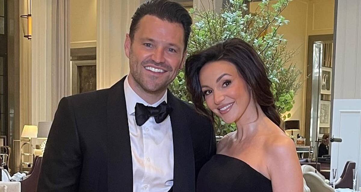 Palma, 1 an, la fille de Michelle Keegan, est la ballerine la plus mignonne sur une photo de famille inédite