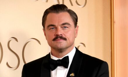 Leonardo DiCaprio et sa petite amie mannequin font leurs débuts en couple aux Oscars 2026