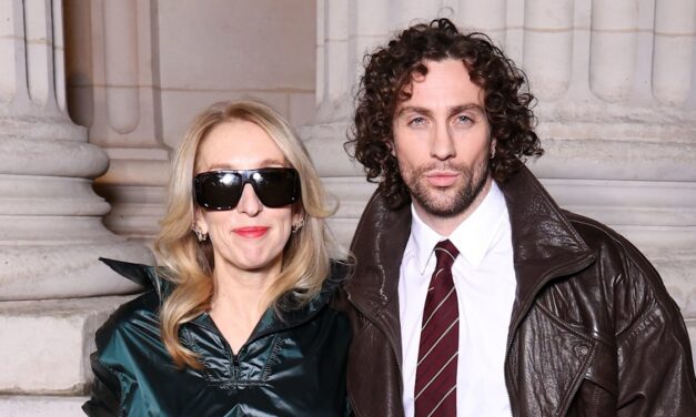 Aaron Taylor-Johnson rend un doux hommage à sa femme Sam alors qu&rsquo;elle célèbre son 59e anniversaire