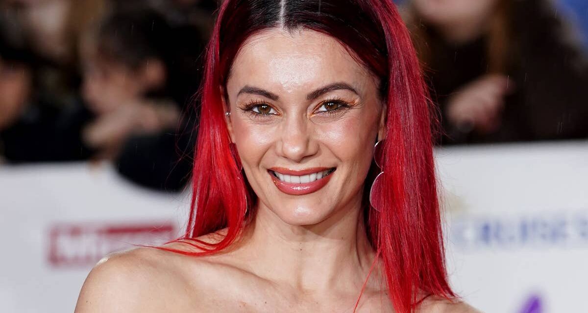 Dianne Buswell partage une adorable nouvelle photo de bébé alors qu&rsquo;elle célèbre une étape importante