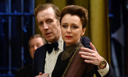 Le drame historique « excellent » de Keeley Hawes, avec une note de 89 % sur Rotten Tomatoes, quittera bientôt Netflix