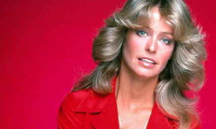 4 façons de maîtriser le maquillage des mannequins des années 1970 – tout comme Farrah Fawcett