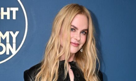 Nicole Kidman étourdit avec son cuir moulant et ses talons vertigineux