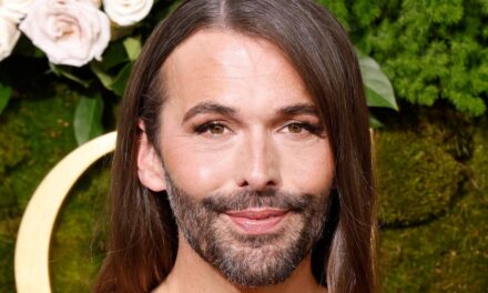 Jonathan Van Ness de Queer Eye révèle les relations qu&rsquo;il laisse derrière lui alors qu&rsquo;il quitte l&rsquo;émission qui a « changé sa vie » – exclusif