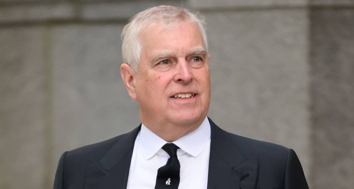 La piscine secrète rarement vue d&rsquo;Andrew Mountbatten-Windsor au Royal Lodge