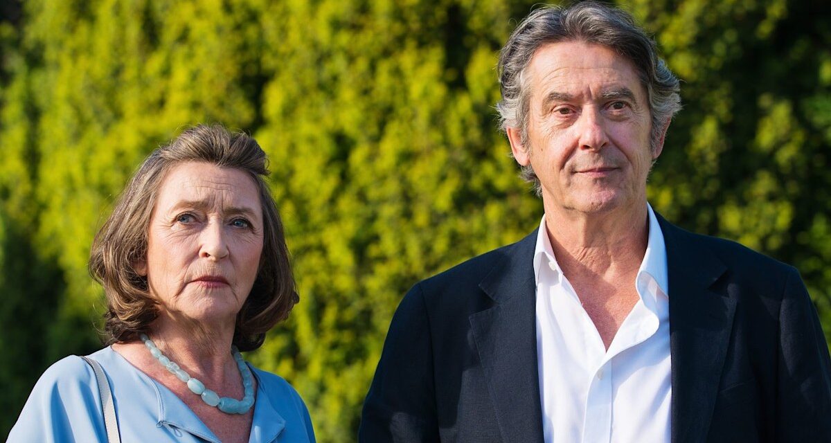 Le drame policier « brillant » de la star de Downton Abbey, The Marlow Murder Club, est votre binge-watch du mois de mars