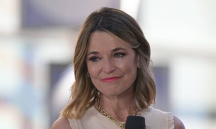 Savannah Guthrie dit « Je savais » alors qu&rsquo;elle fait une révélation déchirante sur « l&rsquo;enlèvement » de maman